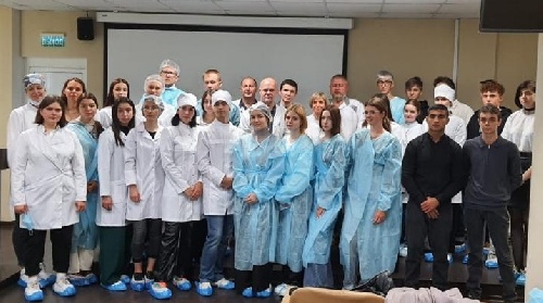Больницу имени Н.В. Соловьева посетили первокурсники Ярославского медицинского университета.