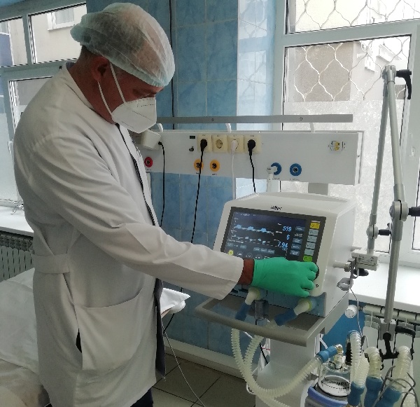 В больнице имени Н.В. Соловьёва введён в работу новый аппарат ИВЛ